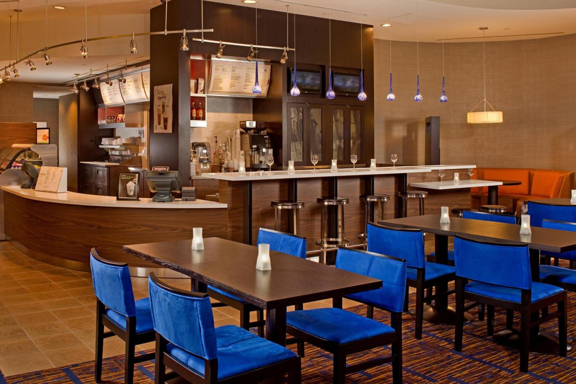 คอร์ตยาร์ด บัลติมอร์ ดาวน์ทาวน์/อินเนอร์ ฮาร์เบอร์ Hotel ภายนอก รูปภาพ